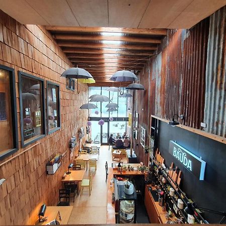 Hotel & Cafe Bauda Кастро Екстер'єр фото